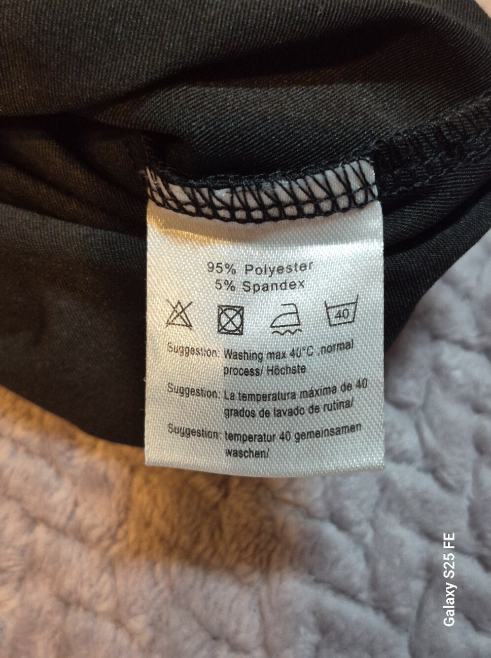 Ekouaer Women's Athletic Skort: Black, Size Small, Like New - Picture 4 of 10